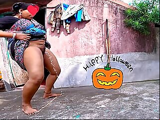 indian,bhabhi,standing